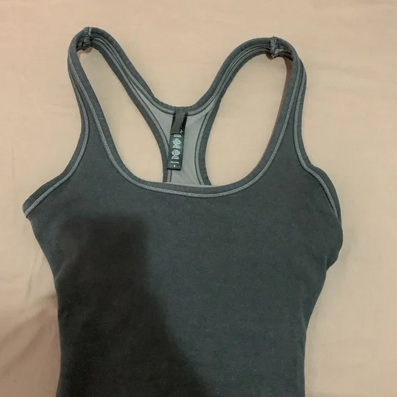 Skims outdoor mid thigh bodysuit - Picture 3 of 4